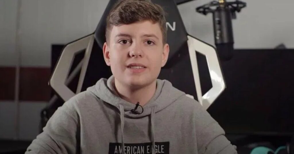 How much money does clix have