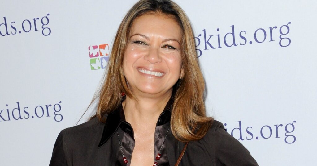 Nia peeples